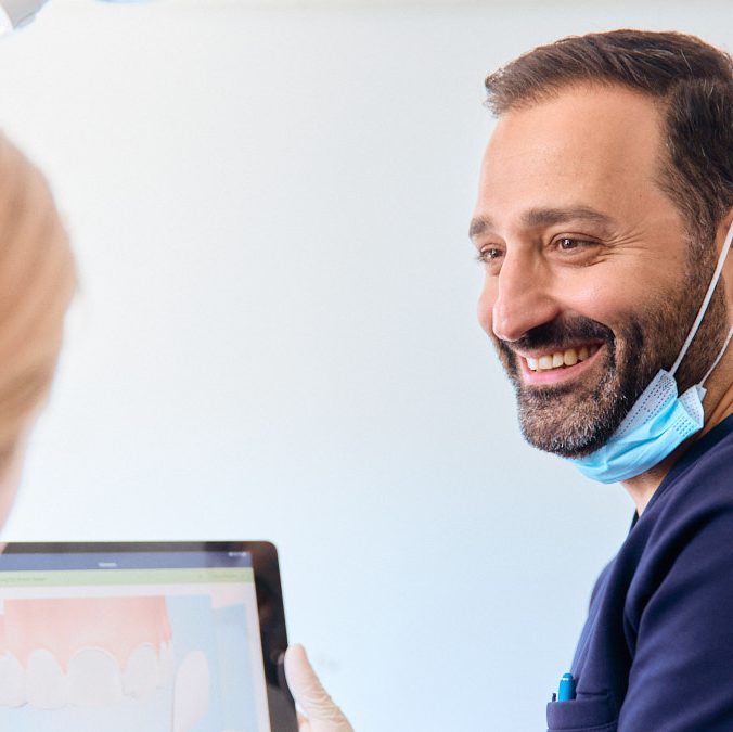 Hero-Kontakt Zahnmedizin am Rindermarkt, Zahnarzt Nuhro makko